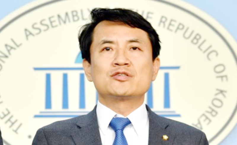 김진태의원.JPG