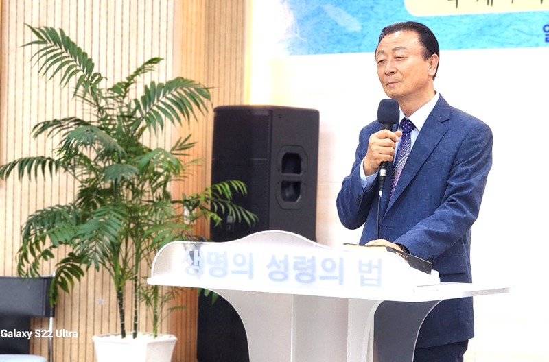 설교 총회장 이규필 목사.jpg