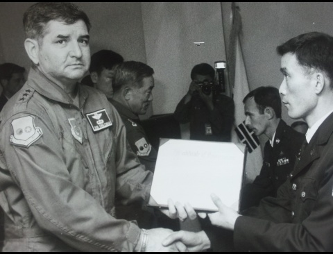 출처 김동기 목사1.jpg